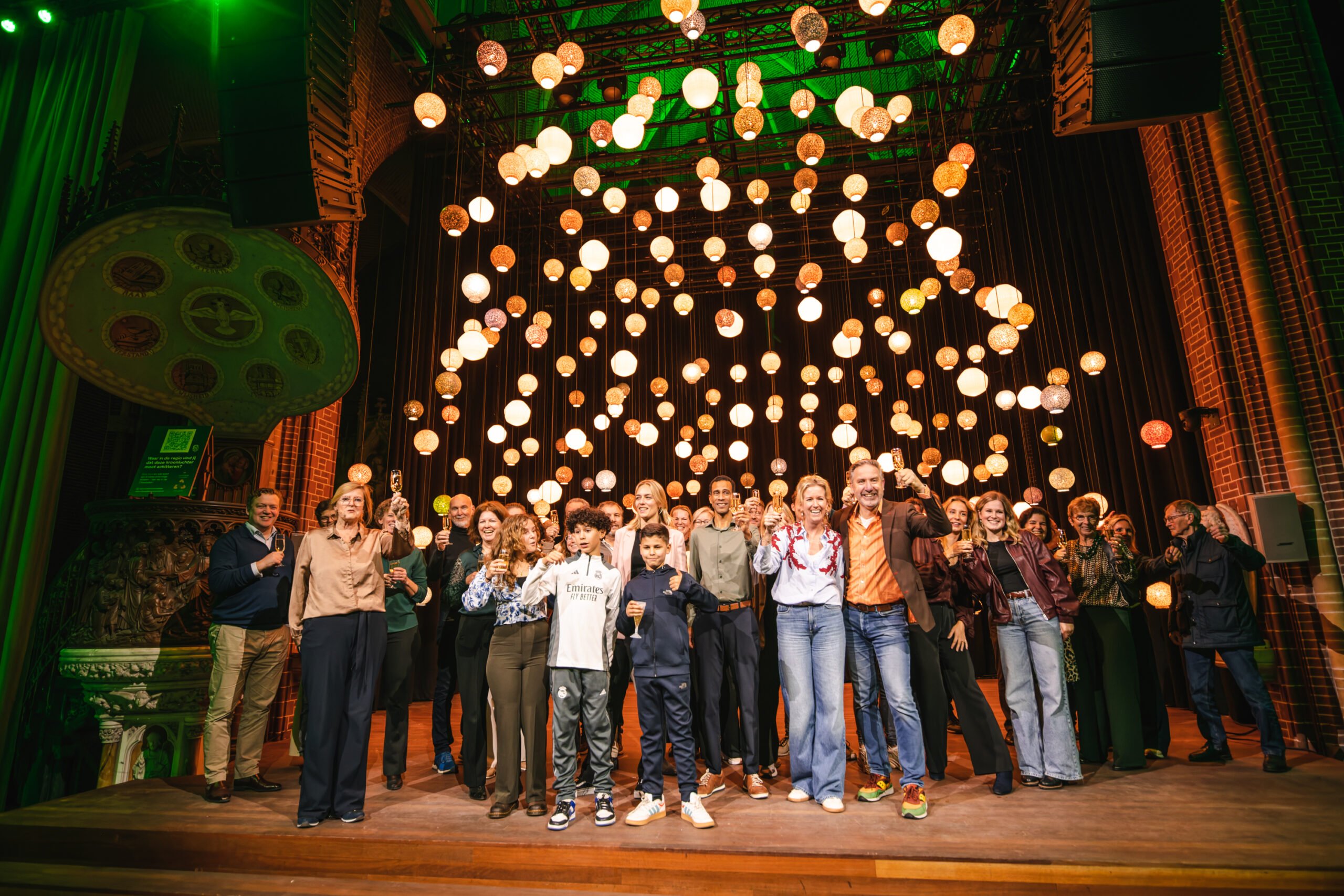 عمل FACES في كنيسة Paterskerk